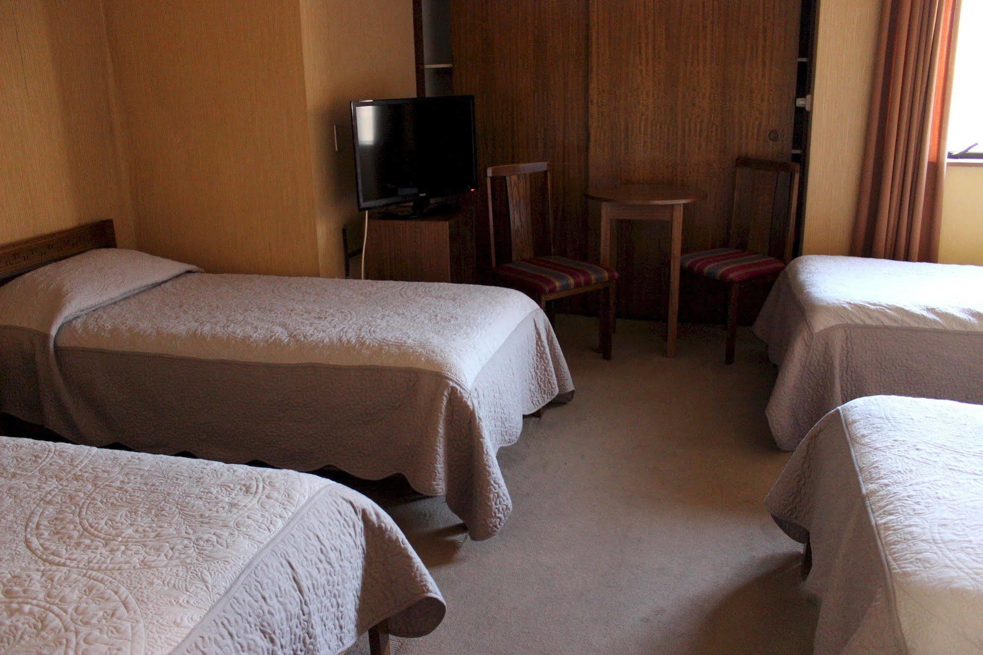 Hotel Antupiren プエルトモント エクステリア 写真